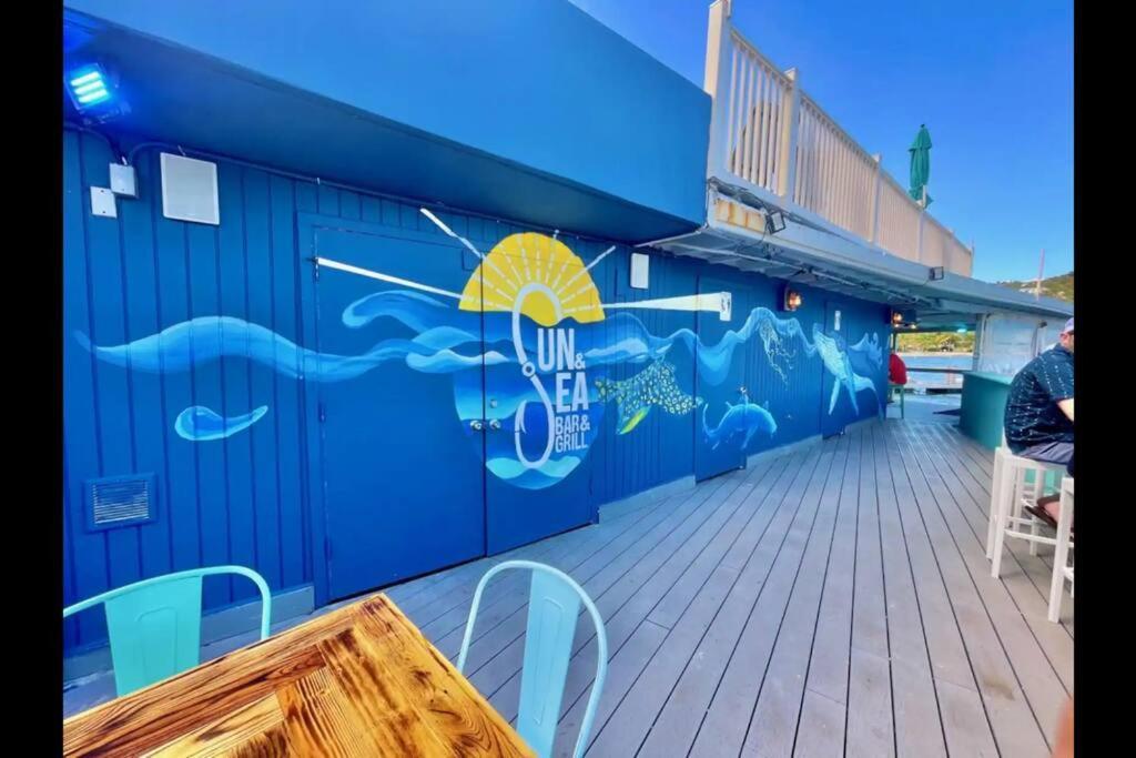 Mermaid Escape - Amazing Views! East End  Esterno foto