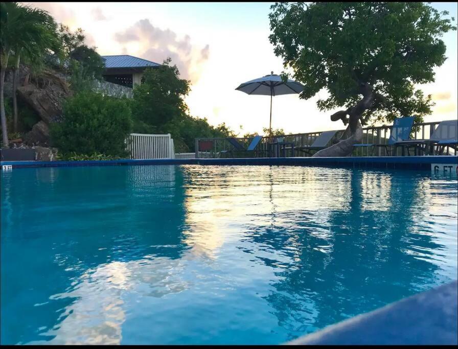 Mermaid Escape - Amazing Views! East End  Esterno foto